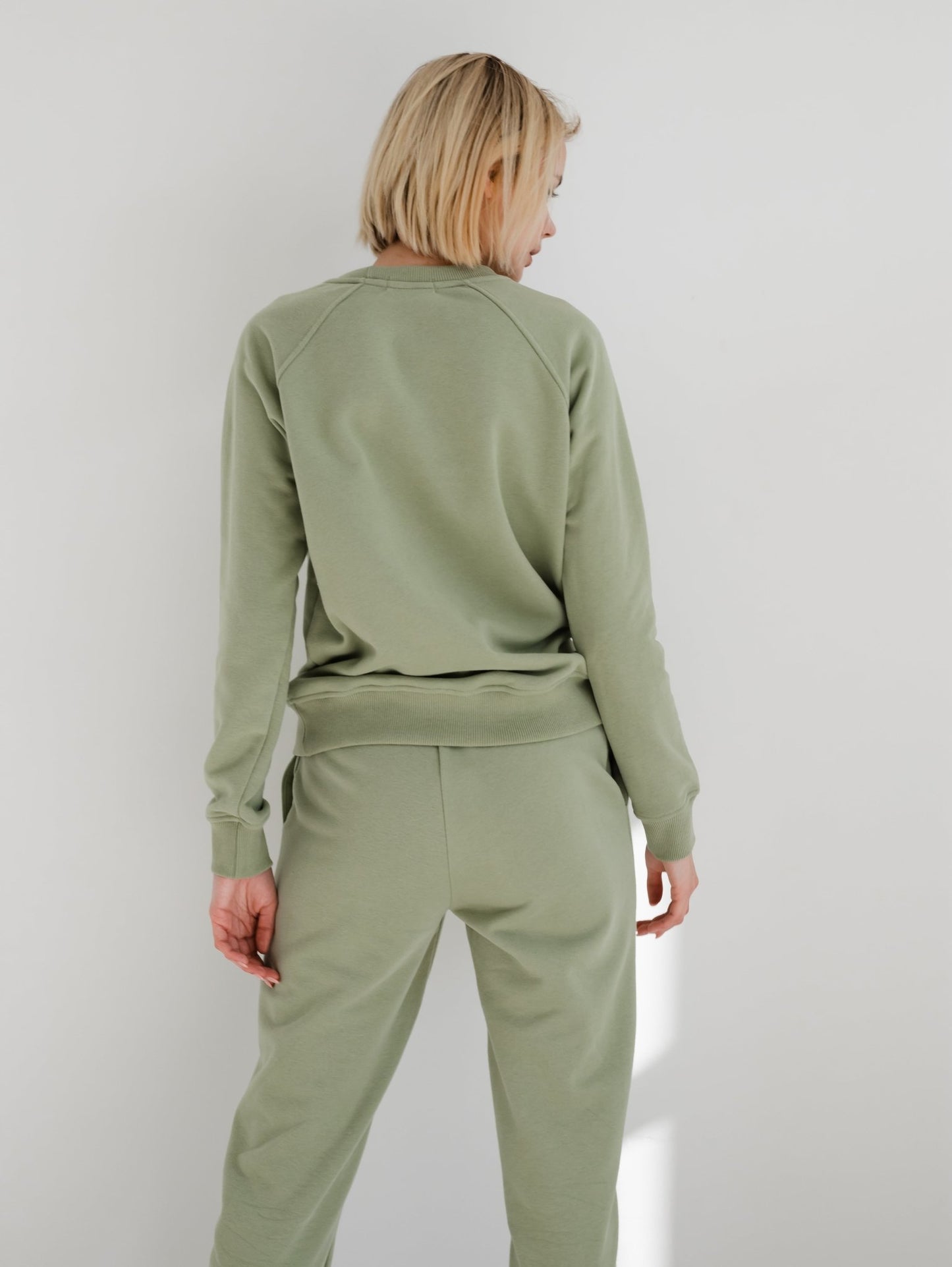 Olive sweatshirt premium quality - Zlitay