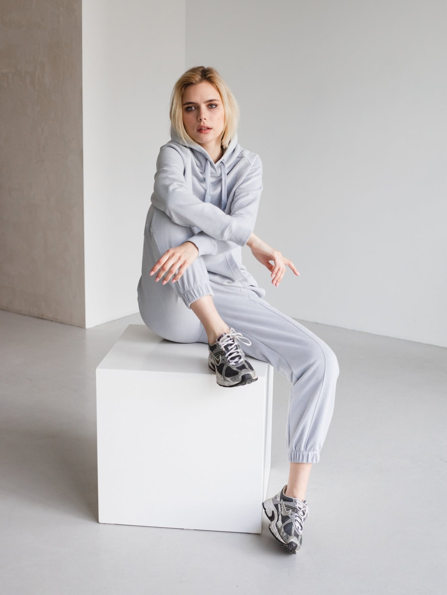 Light Gray Hoodie by Zlitay – Premium Comfort & Versatile Style - Zlitay